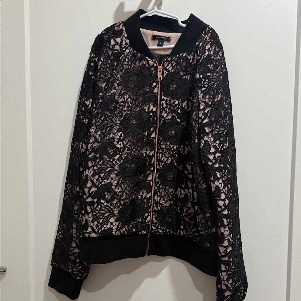 Black Lace Bomber jacket (NW(some)T)
